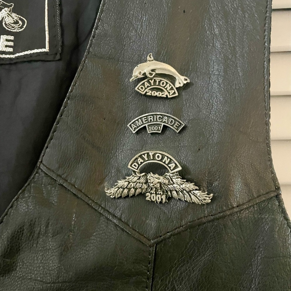 SILVER BIKE Leather Biker Vest, black.